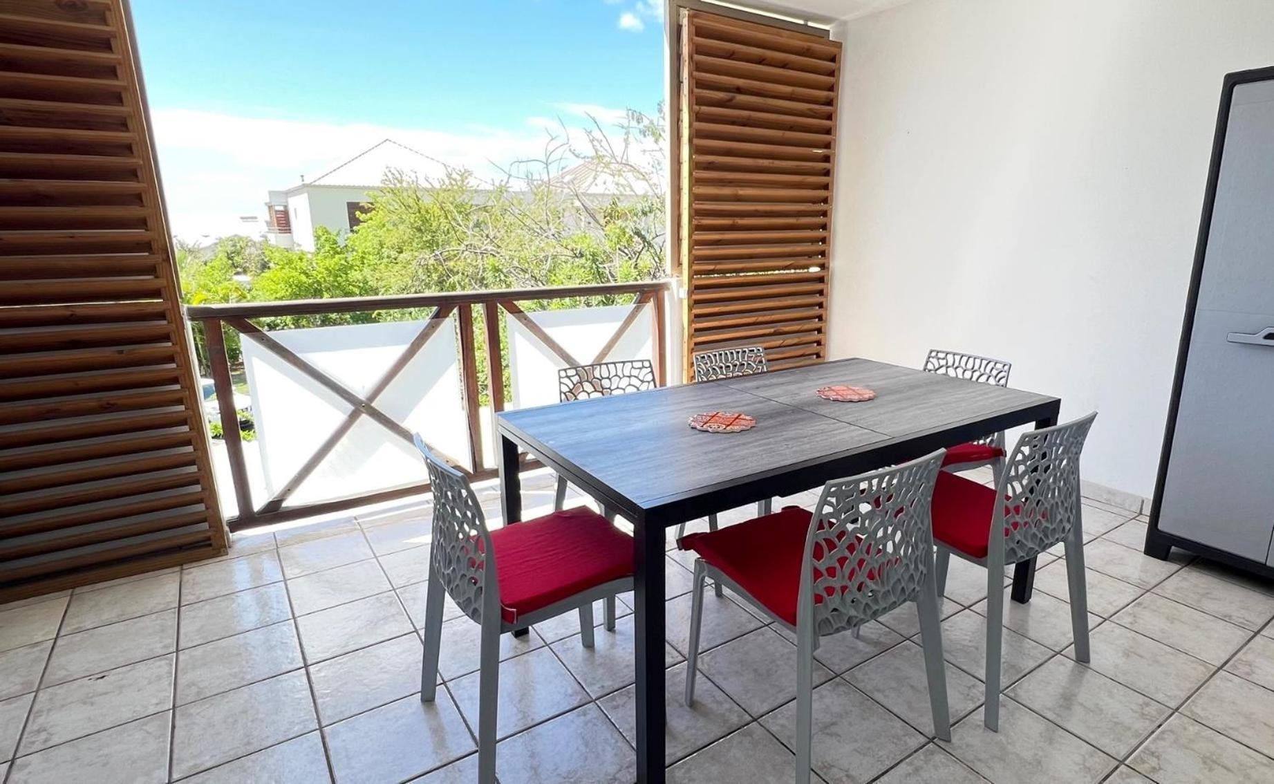 L'Eden Cocoon 3 Etoiles Proche Plage Saint Gilles Les Bains Ngoại thất bức ảnh